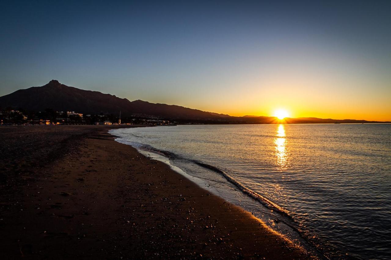 Marbella Banus Suites - Iris Tropical Garden Banus Suite Apartment Dış mekan fotoğraf